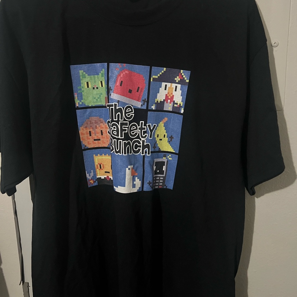 T-Shirt The Safety Bunch Size Large